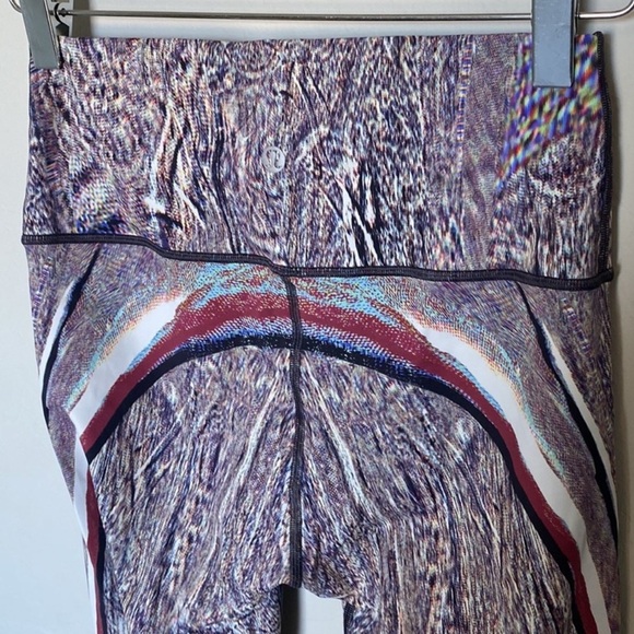 Lululemon wunder under high rise. A11 - Picture 5 of 6